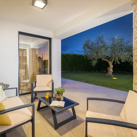 Villa Tea By Villsy *