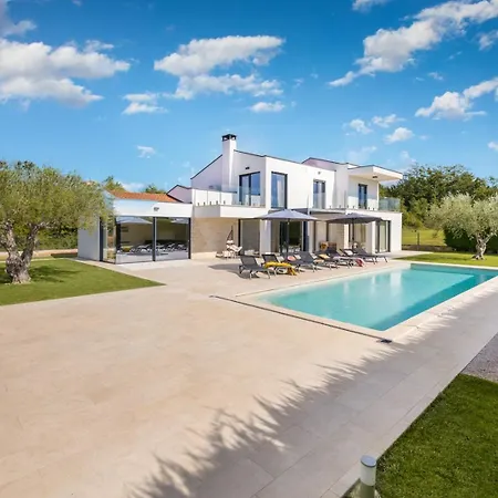 Villa Tea By Villsy *